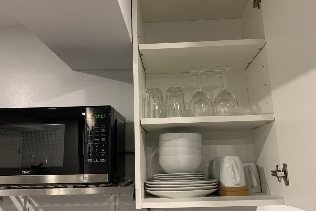 *Cozy, Newly Renovated, Fully Equipped* Apartment ฮามิลตัน ภายนอก รูปภาพ